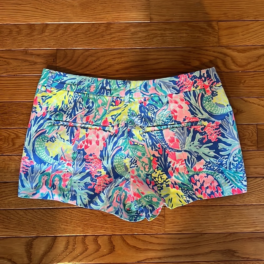 Lilly Pulitzer Shorts Size 4 Like New